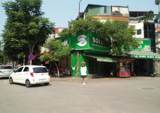 Chính chủ cho thuê nhà số 62 Linh Lang diện tích 31m2 lô góc mặt tiền 6*5m