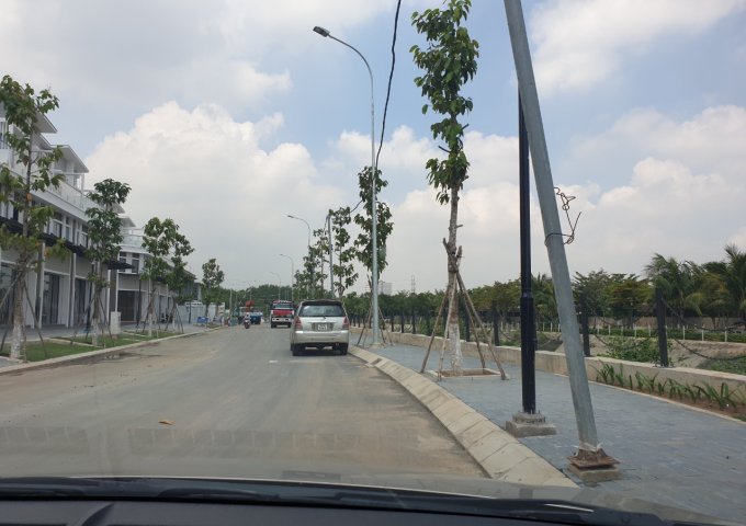 Bán nền góc 2 mặt tiền châu thành center , TTTM thị trấn Ngã 6 - Hậu Giang , dt 5x23, lộ giới 20m