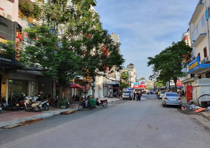 Mặt phố Phan Văn Trị 13 tỷ Đống Đa, giá tăng tương lai 0915880682