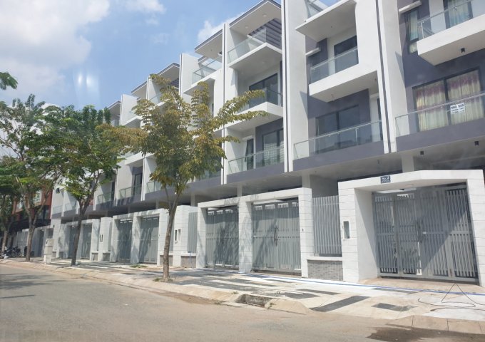 Bán nhà mới xây pc hiện đại  kế bên chợ trung tâm thị trấn Ngã Sáu, Châu Thành, Hậu Giang.