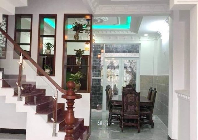 Bán nhà đẹp 3 tầng mặt tiền Dương Cát Lợi huyện Nhà Bè  