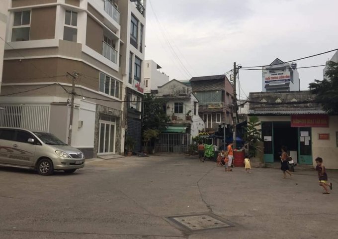 Bán nhà lô góc , HXH ,Nguyễn Thiện Thuật ,45 m2, 2 tầng  .Giá 3.7 tỷ TL