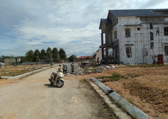 Bán đất nền dự án tại Dự án Khu dân cư Sơn Tịnh - Quảng Ngãi, Quảng Ngãi,  Quảng Ngãi diện tích 300m2  giá 2,925 Triệu