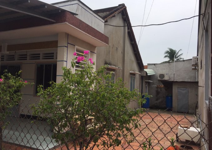 Do chuyển nhà nên bán gấp nhà cấp 4 - Gò Dầu , Tây Ninh