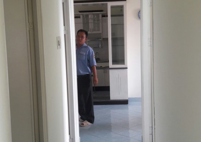 Cần cho thuê căn hộ Phúc Thịnh, 341 Cao Đạt, phường 1, Quận 5. 72m2, 2PN, 11 triệu/tháng. 