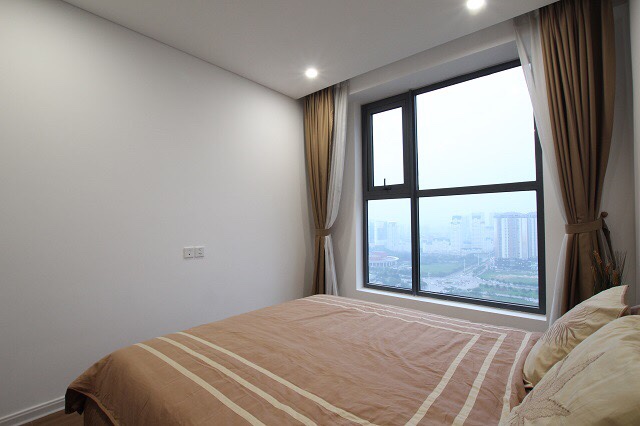 033 339 8686 - Cho thuê căn hộ Tràng An Complex, 75m2,  2 phòng ngủ, Đồ Cơ Bản giá 12 triệu/th. 