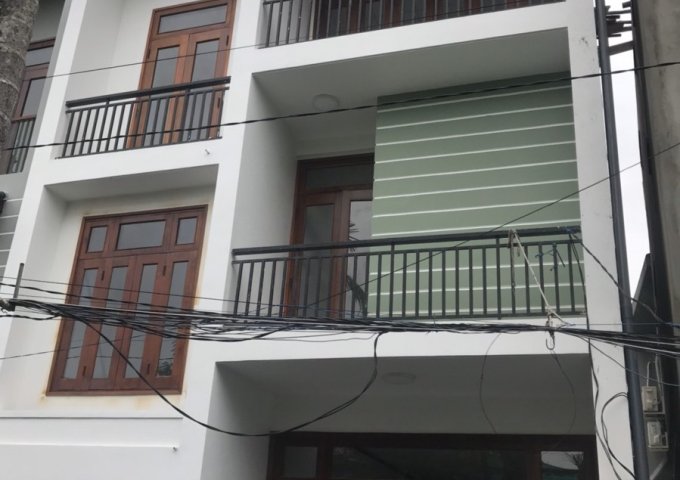Chính chủ bán nhà 3 tầng mới xây kiệt ô tô Xuân Thủy, phường Vỹ Dạ