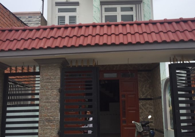 Bán nhà riêng tại Đường DH402, Tân Uyên, Bình Dương diện tích 110m2 giá 1 Tỷ . Liên hệ 0962201317