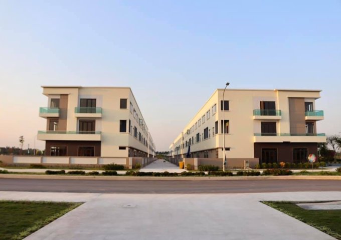 Bán nhà mặt phố tại Dự án Centa City, Từ Sơn,  Bắc Ninh diện tích 90m2  giá 3,6 tỷ 
