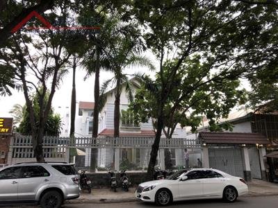 Cho thuê nhà mặt tiền Xuân Thủy siêu vị trí góc 1 MT, p. Thảo Điền, Quận 2.