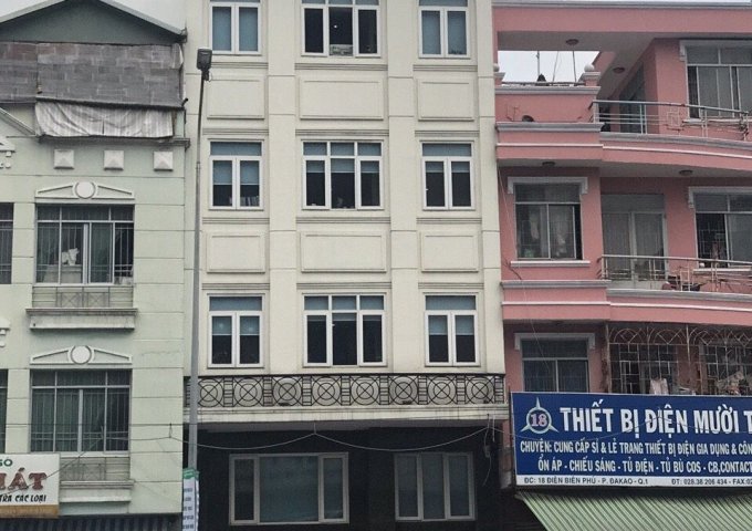 Bán nhà mặt tiền Phường Nguyễn Cư Trinh, góc Trần Hưng Đạo, Quận 1. DT 5x20m 5 tầng TN 90tr/th