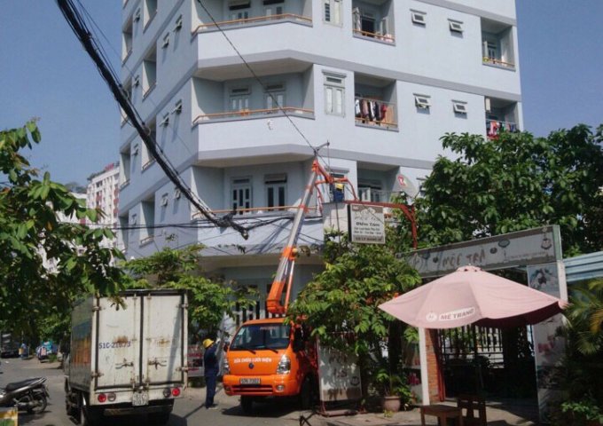 Bán Toàn nhà căn hộ dịch vụ góc 2MT quận Tân Bình