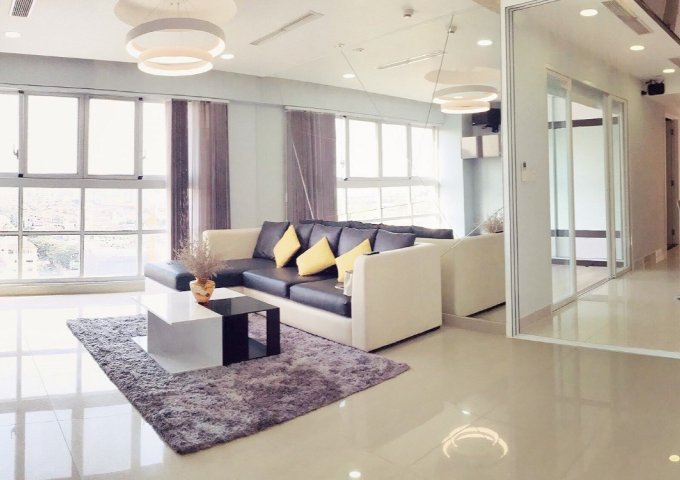 Cho thuê căn hộ Penthouse Sky Garden 3 quận 7 Phú Mỹ Hưng, diện tích 250m2  LH;0916 231 644