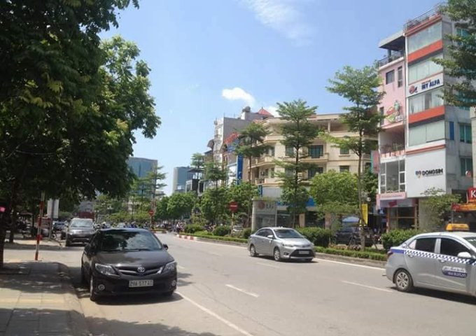 Bán nhà 5 tầng đẹp, ô tô, kinh doanh, 35m2, phố Nguyễn Chí Thanh, Đống Đa, 6.9 tỷ. 