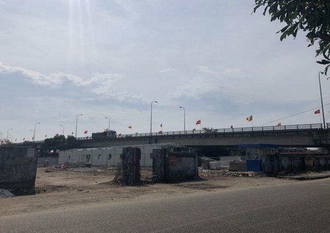 Đất Nguyễn Sinh Cung, gần cầu chợ Dinh, dt195m2   