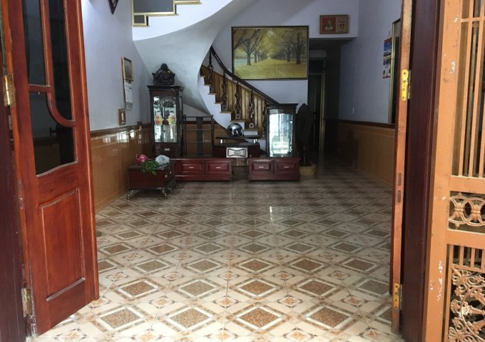 Bán nhà 3 tầng trong khu gia đình viện 109, Tô Hiến Thành, Vĩnh Yên giá rẻ. Lh: 0972419997