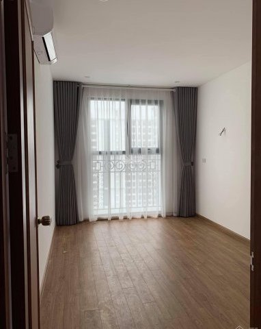 HOT Cho thuê CC cao cấp Emerald Mễ Trì 2PN nội thất cao cấp cực rẻ 11tr 037.204.2261