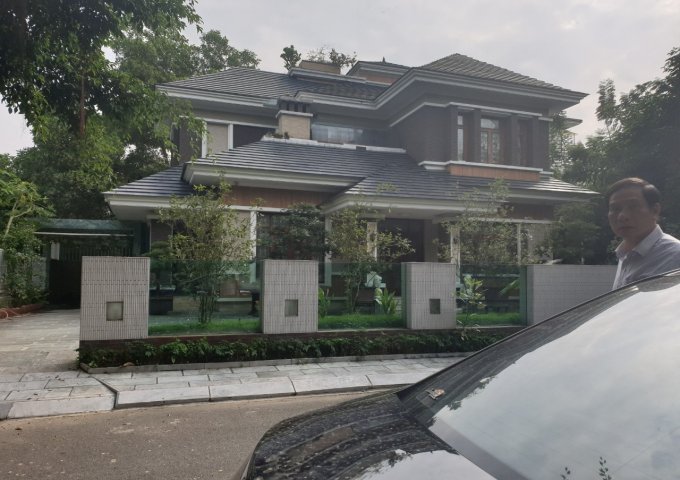 Bán đất biệt thự Bắc Đầm Vạc, Sông Hồng Thủ Đô Resort, Tích Sơn 405m2, giá: 25tr/m2 LH: 0399566078