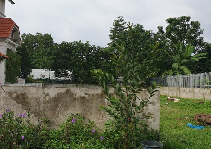 Bán đất biệt thự Bắc Đầm Vạc, Sông Hồng Thủ Đô Resort, Tích Sơn 405m2, giá: 25tr/m2 LH: 0399566078