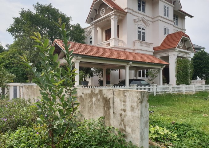 Bán đất biệt thự Bắc Đầm Vạc, Sông Hồng Thủ Đô Resort, Tích Sơn 405m2, giá: 25tr/m2 LH: 0399566078