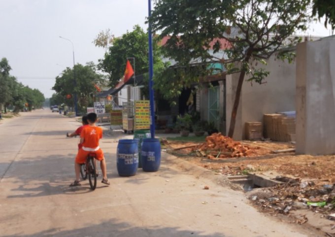 Bán đất tại Đường Lý Tự Trọng, Tân Uyên,  Bình Dương diện tích 450m2  giá 750 Triệu