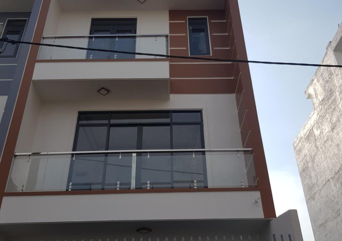 Cần bán nhà mới xây đường Lê Văn Lương, Phước Kiển, 5m5 x 15m, 3 lầu, sân thượng