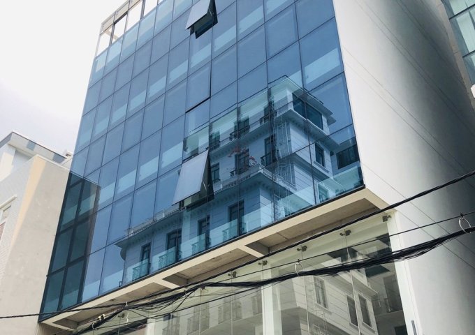 Chính chủ cho thuê nhà mặt tiền 460 Nguyễn Thị Minh Khai, P. 2, Q. 3, 16x30m, giá 230 triệu/tháng