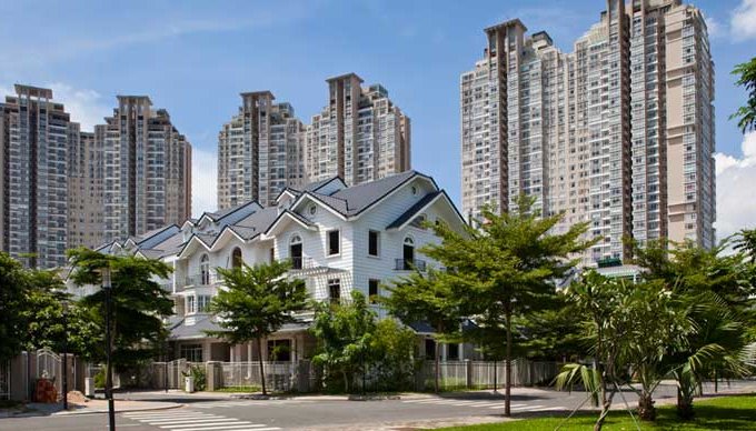 Cho thuê căn hộ chung cư Saigon Pearl, quận Bình Thạnh, 3 phòng ngủ, nhà trống có nội thất cơ bản giá 23.5 triệu/tháng