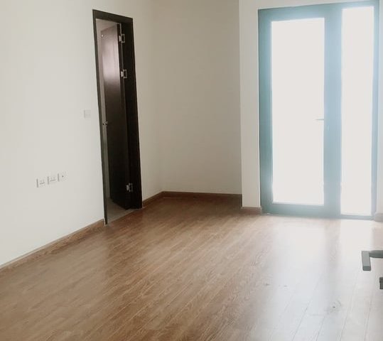 Cho thuê căn hộ làm văn phòng tại chung cư Tố Hữu - Khuất Duy Tiến (100m2,10 tr/th). LH: 0912.396.400