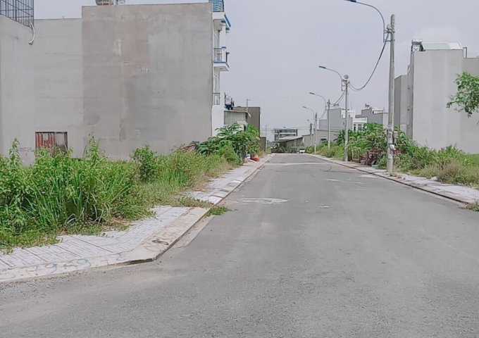 Cần bán gấp lô đất đường số 8 P. Linh Đông đường nhựa 5m , khu dân cư xây dựng kín 