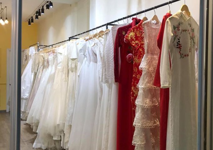 NHƯỢNG TIỆM VÁY CƯỚI tại 217 Bùi Thị Xuân- Phường 1- Quận Tân Bình