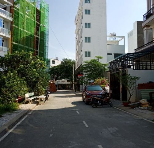Bán Nhà MẶT TIỀN đường 441 Lê Văn Việt Quận 9. Giá 5.3