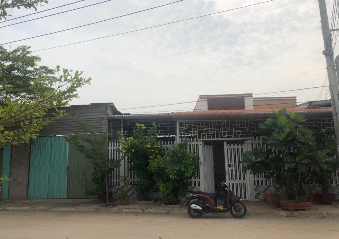 Chính chủ bán đất và nhà mặt tiền tại đường Phan Đăng Lưu, Phước Mỹ, TP.Phan Rang, giá tốt