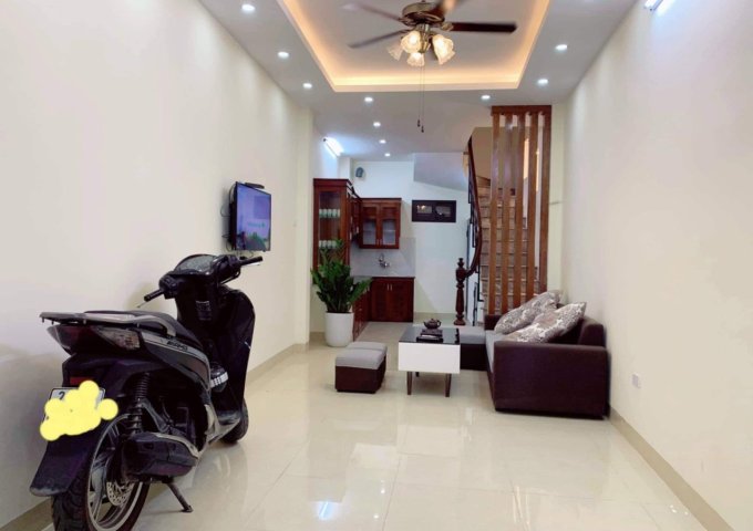 NHÀ ĐẸP Ở NGAY GẦN NGÃ TƯ SỞ THANH XUÂN 38M2 CHỈ 2.98 TỶ (CÓ THƯƠNG LƯỢNG)