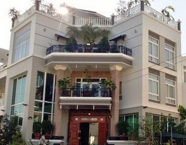 Bán đất tặng Biệt thự Phan Văn Trị, phường 11, BT; 23x10 (241.8m); Giá 19.5 tỷ