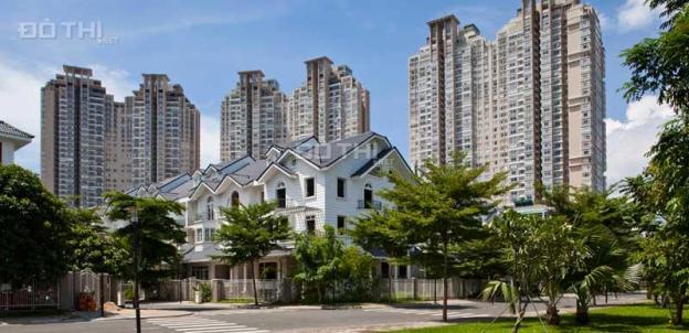 Bán căn hộ chung cư Saigon Pearl, quận Bình Thạnh, 2 phòng ngủ, nội thất cao cấp giá  4.25  tỷ/căn