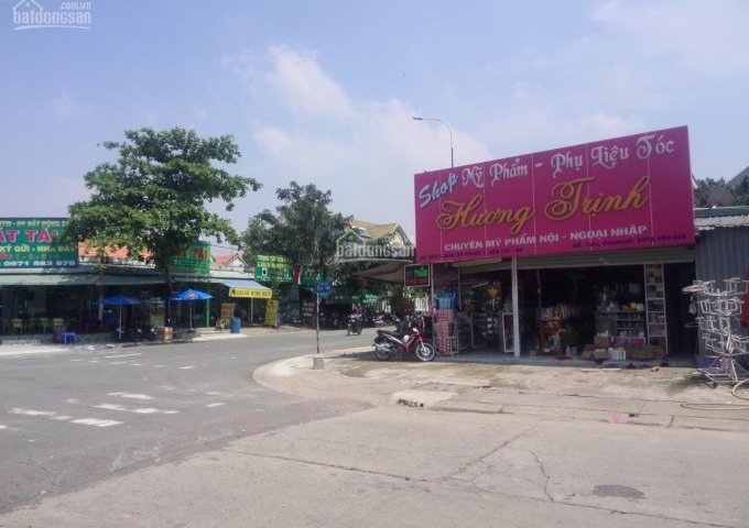 Thiếu tiền kinh doanh cửa hàng ở Sài Gòn cần sang lại lô đất 300m2 Ở Bình Dương, thổ cư 100%, sổ riêng