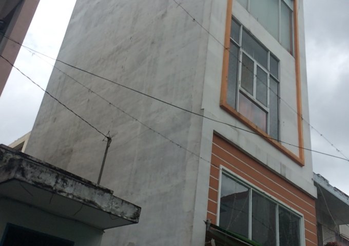 Cho thuê nhà mặt tiền nguyên căn số 103 Đô Đốc Lộc, Phường Tân Quý, Quận Tân Phú, TP. HCM.