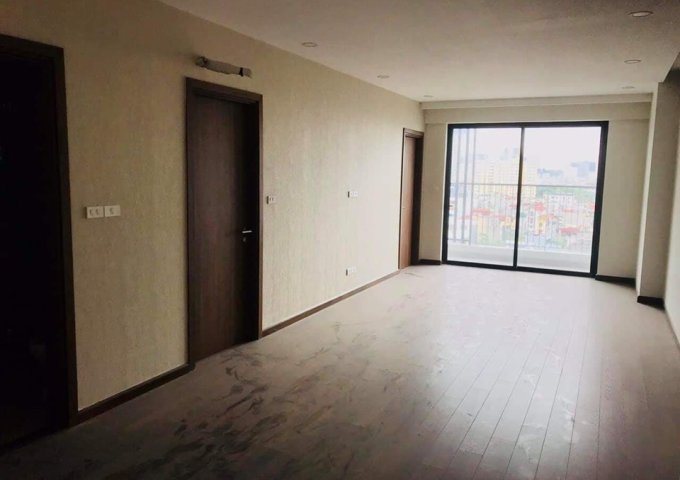 căn hộ 08 chung cư Five star số 2 Kim Giang, căn 3 ngủ,2 vệ sinh, 111 m2,nội thất cơ bản.