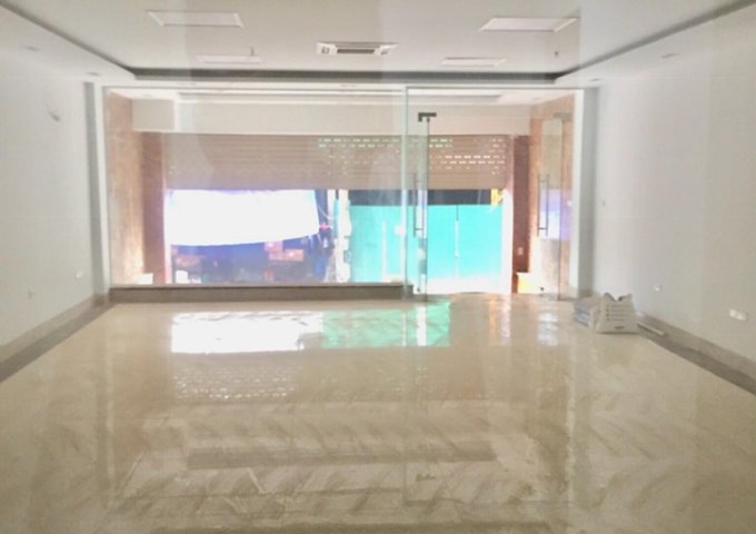 Văn phòng khu vực Nam Đồng, mới xây, full kính siêu đẹp