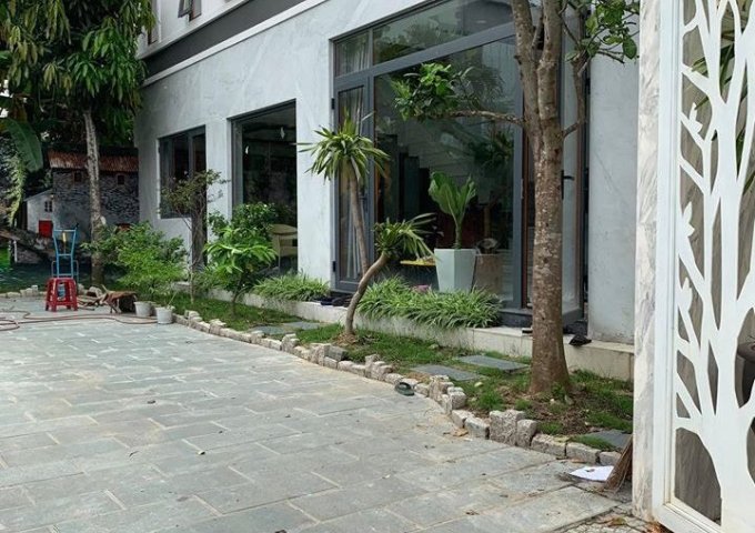 Chính chủ cho thuê nhà biệt thự phố sân vườn mặt tiền đường Trần Xuân Lê, Quận Thanh Khê, Tp. Đà Nẵng