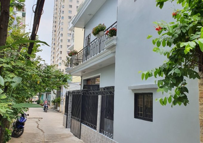 Bán nhà mới sửa sạch đẹp 2PN nội thất cơ bàn HXh 60 Lâm Văn Bền, p.Tân Kiểng, Quận 7