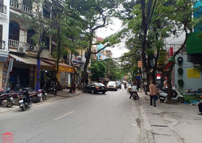 Bán gấp đất mặt phố Nguyễn Khuyến, Văn Miếu 125tr/m2