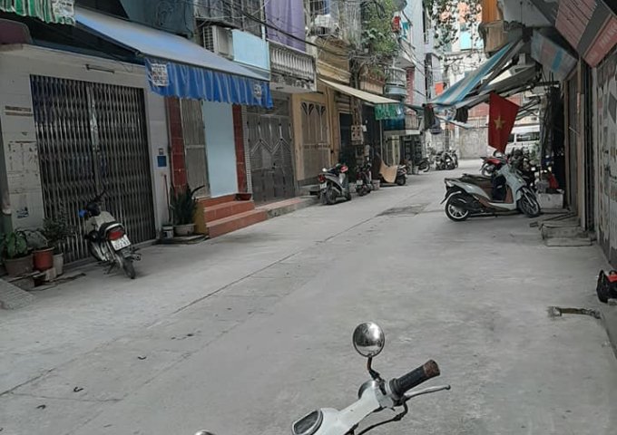 Bán nhà Trần Phú, Hà Đông ô tô tránh, kinh doanh giá 4,8 tỷ