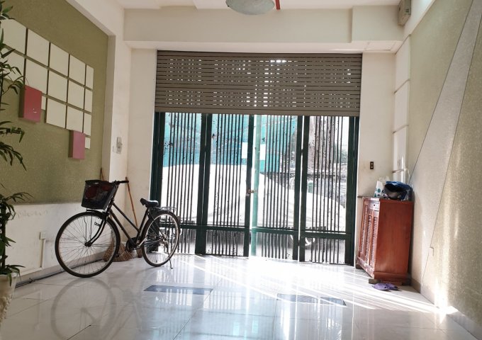 Nhà đẹp ngõ 123 Thụy Khuê, quận Ba Đình 45m2x5T 7PN rộng rãi sang trọng giá 5,6 tỷ 