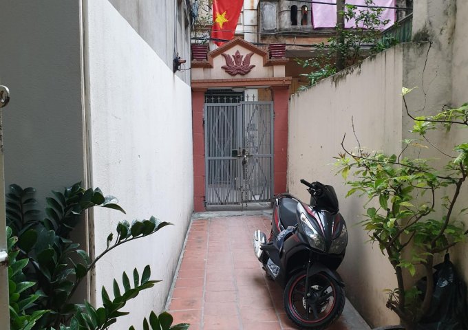 Nhà đẹp ngõ 123 Thụy Khuê, quận Ba Đình 45m2x5T 7PN rộng rãi sang trọng giá 5,6 tỷ 