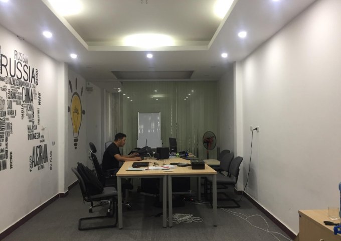 Cho thuê sàn văn phòng tại phố hồ giám , quận đống đa,  dt 45m2