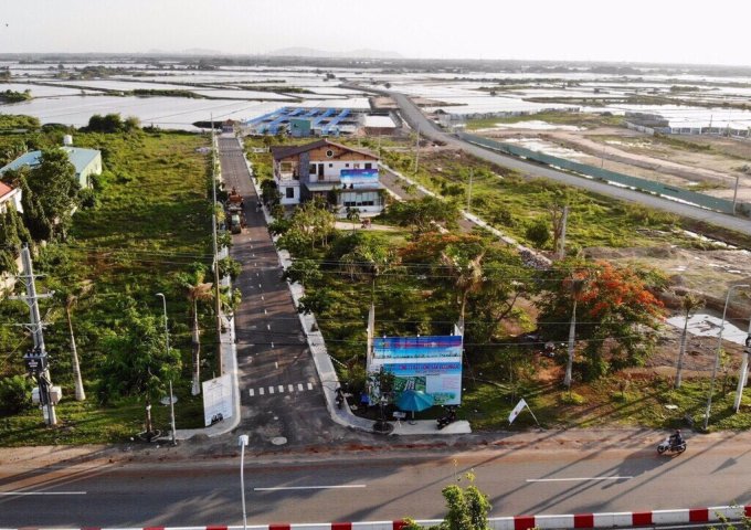 Chính chủ cần bán lô đất nằm ngây mặt tiền QL 14 thuộc dự án Gia Lai City Gate.