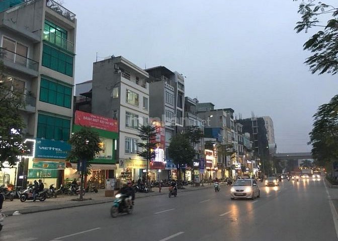 Bán nhà mặt phố Võ Chí Công ngã tư Xuân La, Tây Hồ, 8 tầng thang máy, 210m2, MT 8m. Giá 36 tỷ.