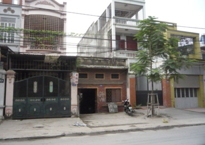 Bán nhà góc 2 MT HXH  Nguyễn Cửu Vân, Phường 17, Quận Bình Thạnh. 